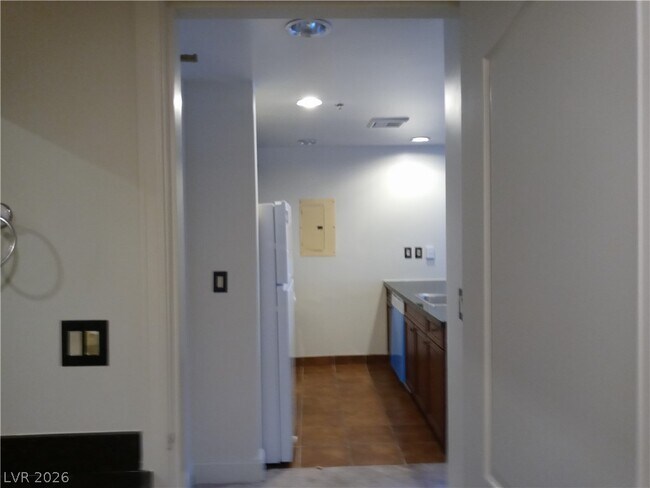 Building Photo - 30 Strada Di Villaggio