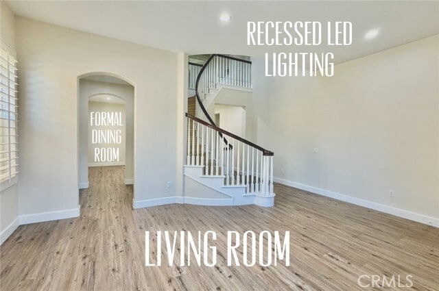 Building Photo - 2566 Pearblossom St