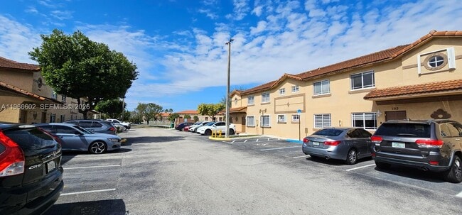 Building Photo - 17362 NW 74th Ave