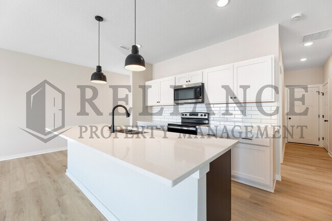 Building Photo - 12422 Blanford St