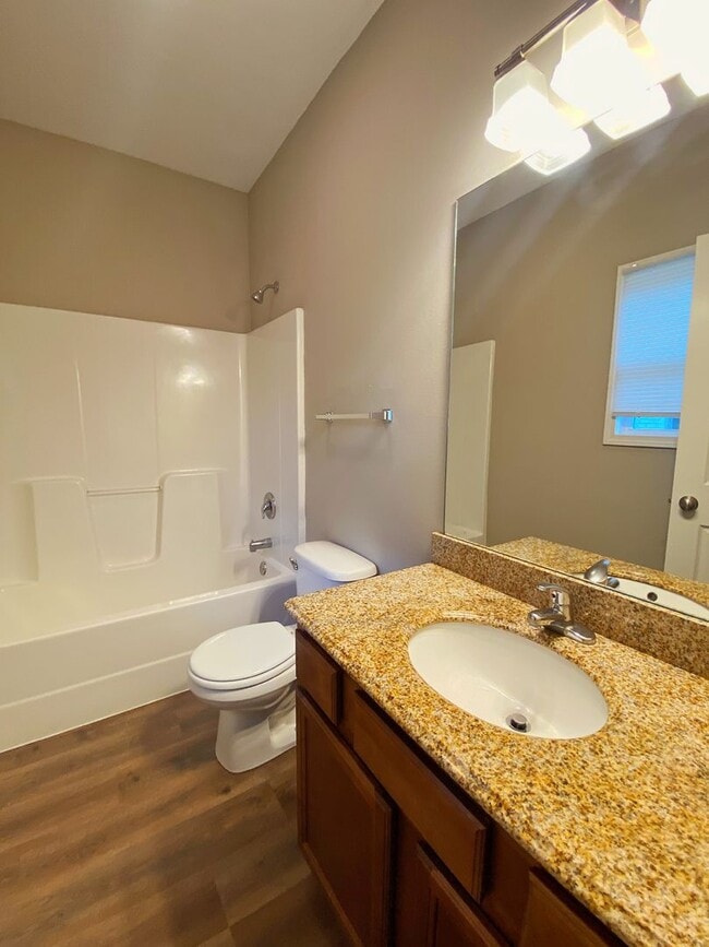 Building Photo - NEW 3bed 3bath house with a 2 car garage