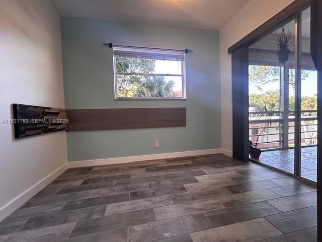 Building Photo - 8002 Lagos De Campo Blvd