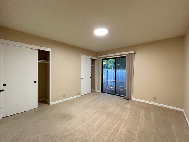 Building Photo - Serene 2 Bed, 2 Bath Updated Hidden Gem!