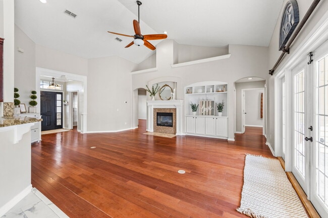 Building Photo - 2229 Lookout Landing