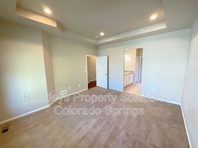 Building Photo - 6706 Golden Briar Ln
