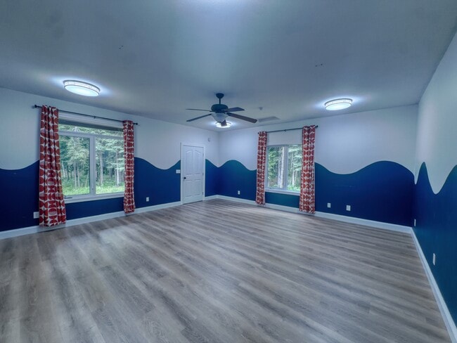 Building Photo - 1850 Osborn Ct