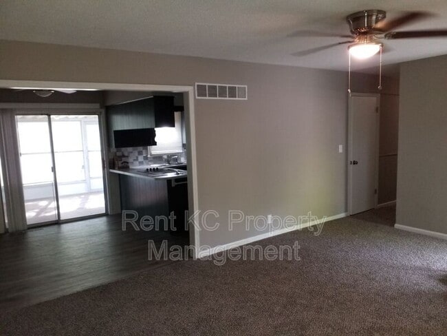 Building Photo - 13205 Craig Ave