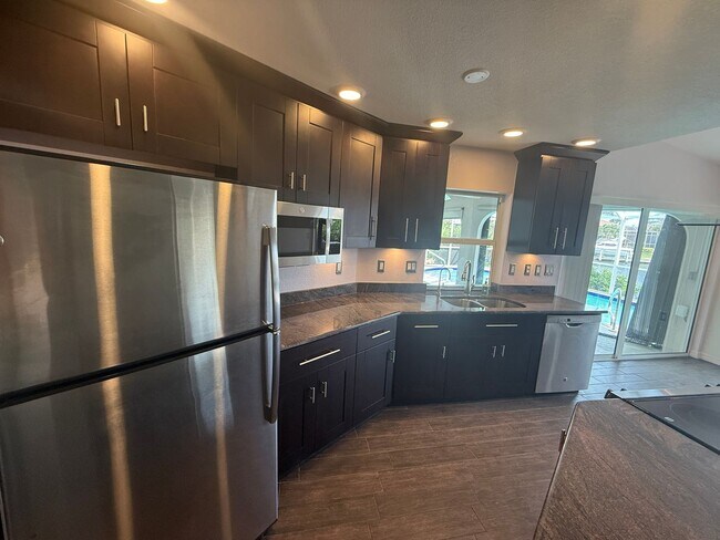 Building Photo - Sailboat waterfront home in PGI - 4 bedroo...