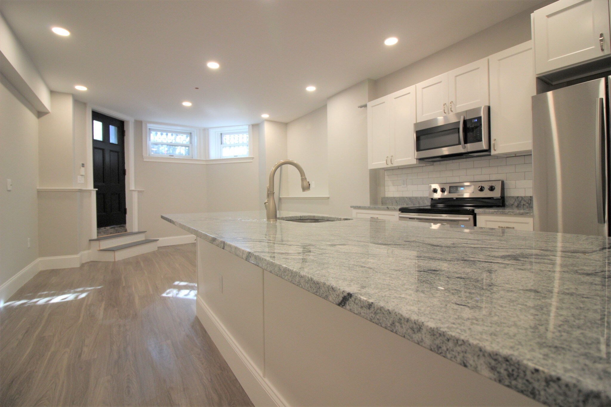 Building Photo - 383 Commonwealth Avenue