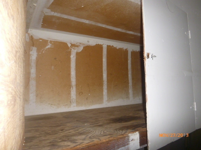 Building Photo - Cute 2 Bedroom