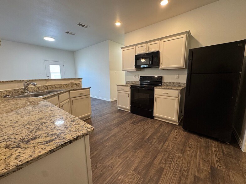 Building Photo - 3506 Barnacle Dr