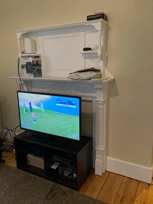 Building Photo - 101 Calumet St