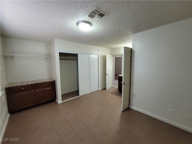 Building Photo - 3908 Montebello Ave