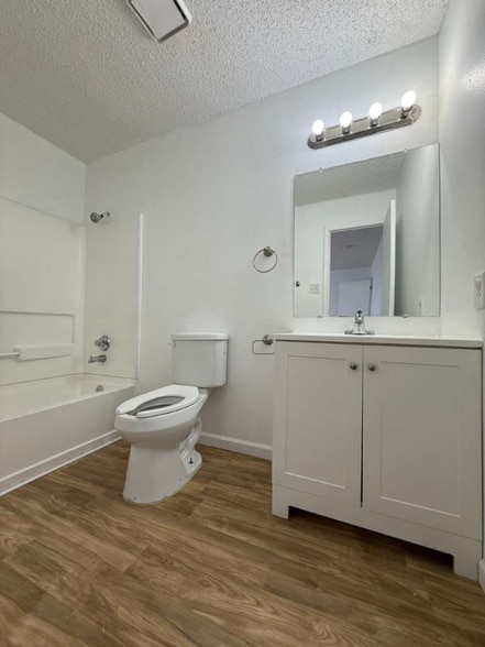 Building Photo - 5910 Summer Fest Dr