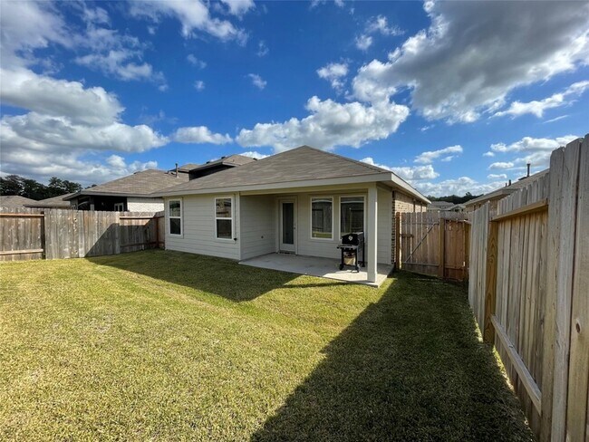 Building Photo - 23811 Desert Brush Ct