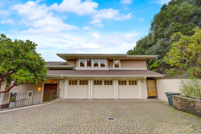 Building Photo - 140 Emerald Estates Ct
