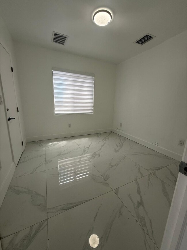 Building Photo - 1970 NW 47th Terrace