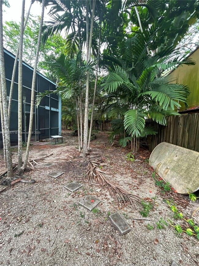 Building Photo - 3549 Loquat Ave