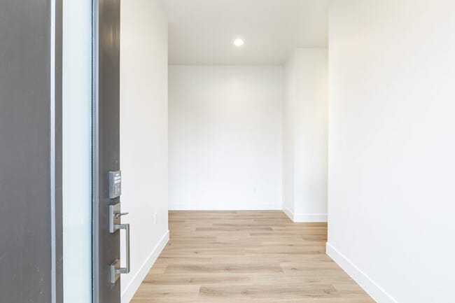 Building Photo - 2875 Church Oak Dr