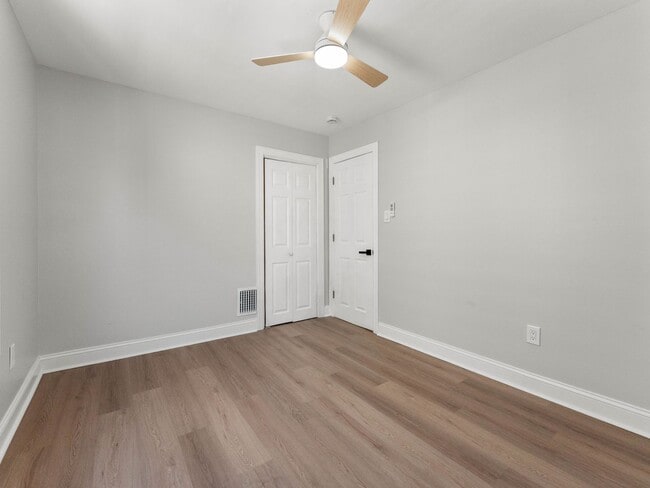 Building Photo - Beautifully Renovated 4-Bedroom Home with Designer Kitchen, Updated Bath & Central Air – Availabl...