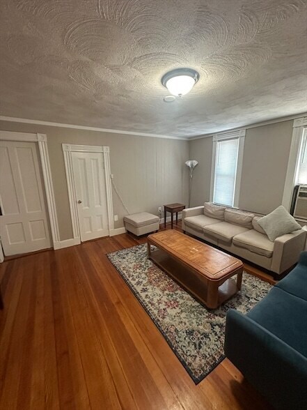 Building Photo - 68 Richdale Ave