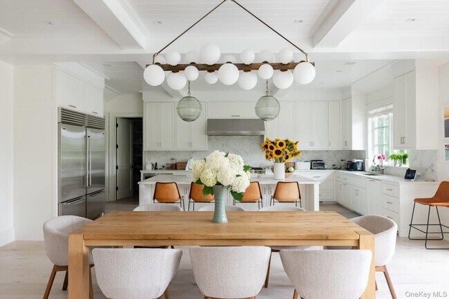 Building Photo - 571 Pauls Ln