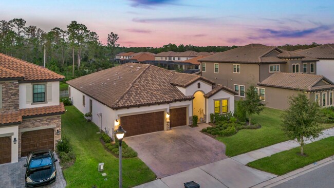 Building Photo - Gorgeous Starkey Ranch Home