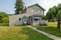 Building Photo - 757 Holt Rd