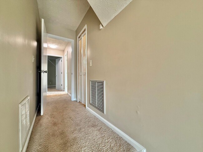 Building Photo - 279 Rice Gate Dr