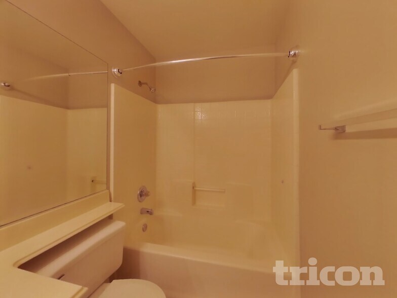 Building Photo - 9637 Christine View Ct