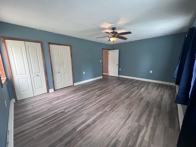 Building Photo - 206 Indian Trail