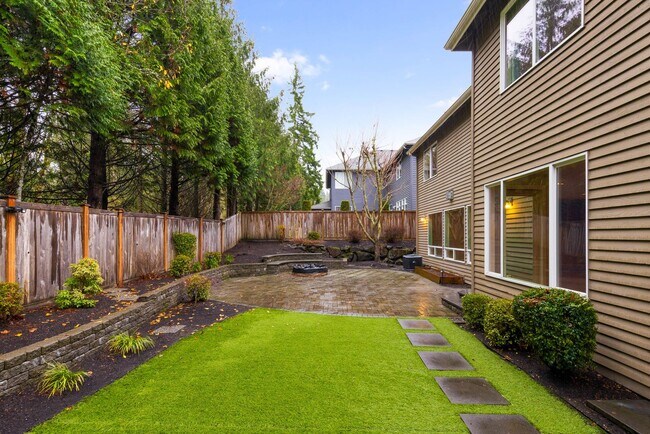 Building Photo - Stunning Sammamish Home, this home is a lifestyle!!