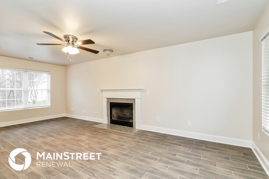 Building Photo - 1901 Savannas Run Dr