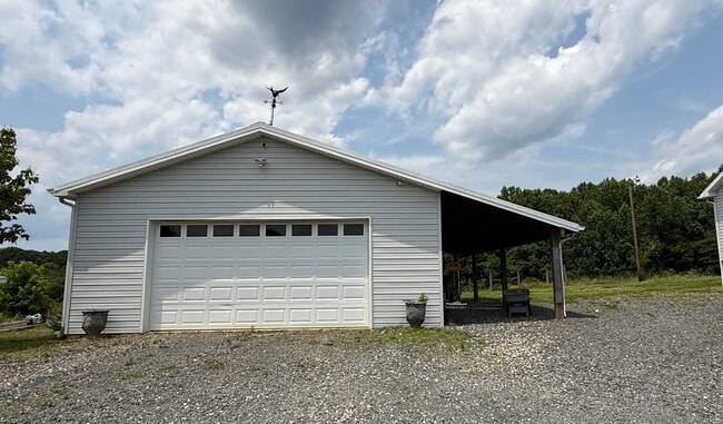 Building Photo - Hwy 24-27 Locust