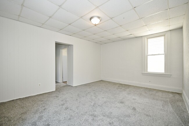 Building Photo - 904 Punta Gorda Ave