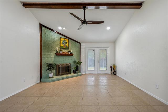 Building Photo - 1138 Southwood Ct