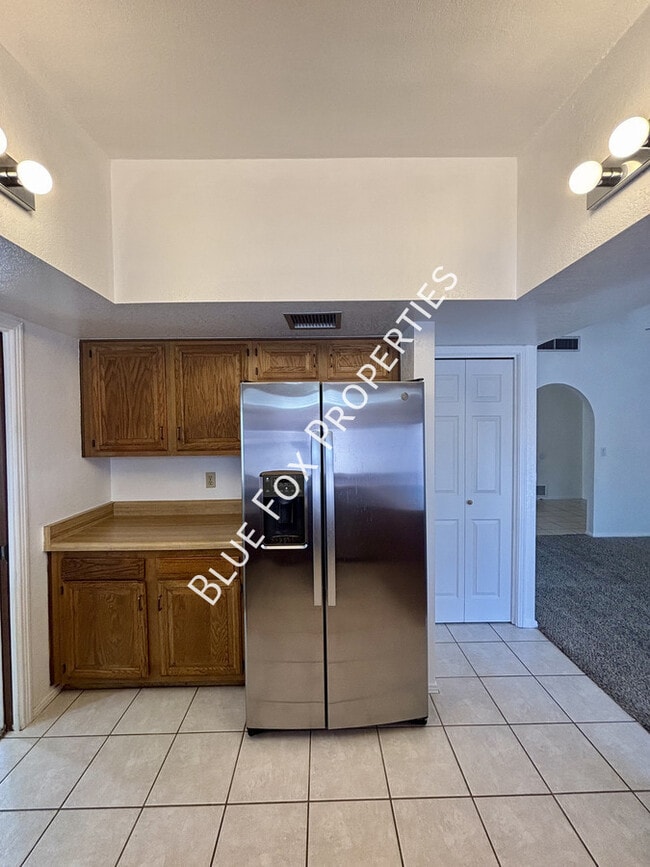 Building Photo - 7551 E La Cienega Dr