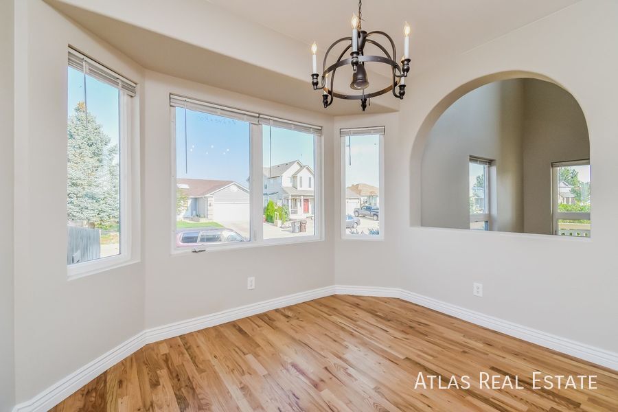 Building Photo - 1094 Clogger Ln