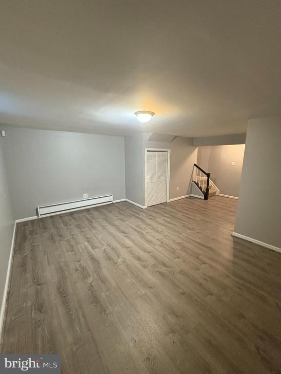 Building Photo - 3810 Glenview Terrace