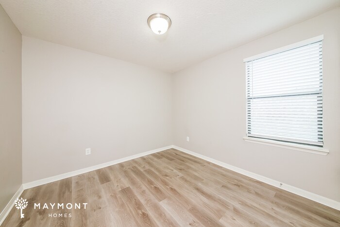 Building Photo - 652 Chatham Walk Dr