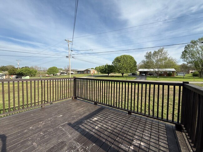 Building Photo - 3 Bedroom 2 Bathroom Mobile Home Located in Mosheim, TN