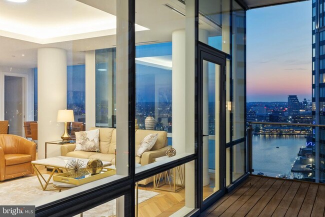 Building Photo - 300 International Drive