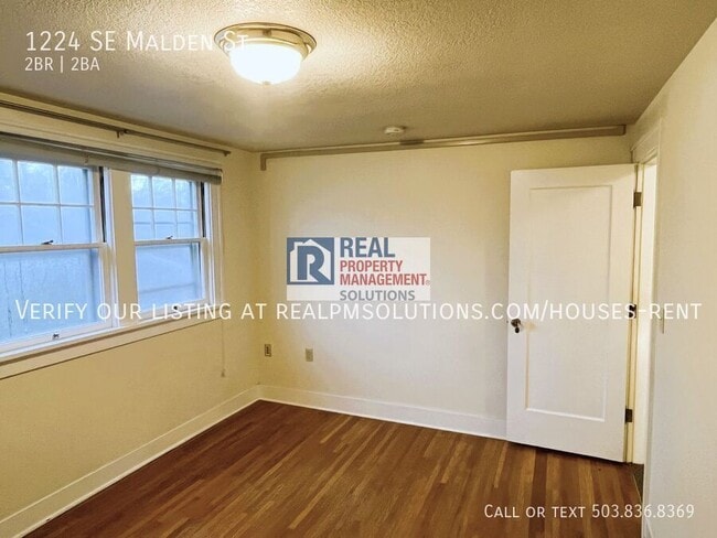 Building Photo - 1224 SE Malden St