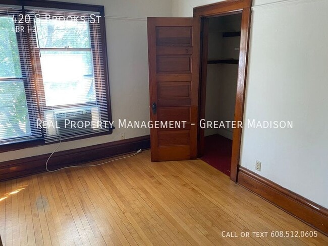 Building Photo - 420 S Brooks St