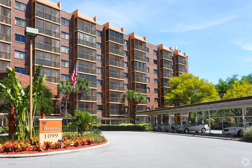 Hampton Apartments 55+ 1099 N McMullen Booth Rd Clearwater FL 33759