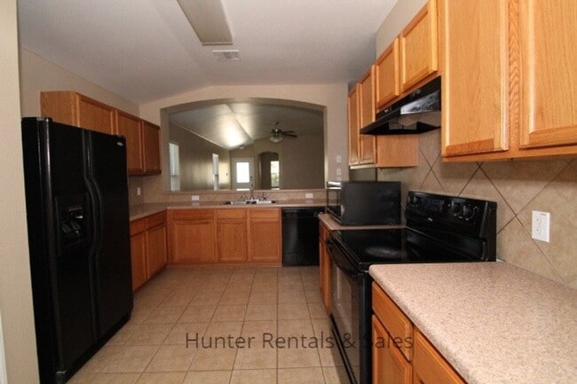 Building Photo - Trimmier Estates!