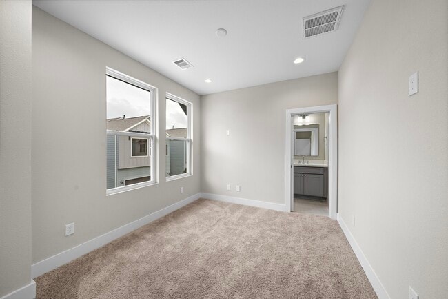Building Photo - 8134 Esther Acres Ln