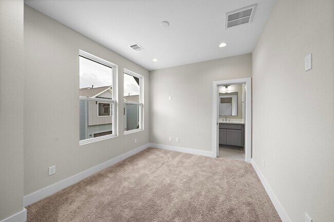 Building Photo - 8138 Esther Acres Ln