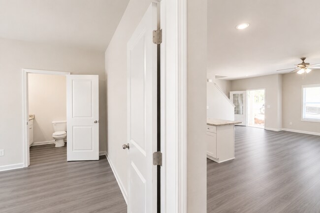 Building Photo - 4220 Crosby Ln