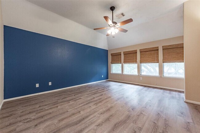 Building Photo - 1227 Mabry Mill Rd